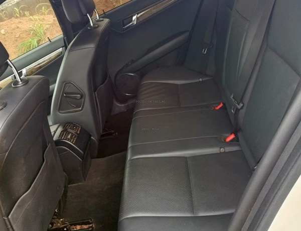 2009 Mercedes Benz C300 Foreign Used with original custom duty Abuja