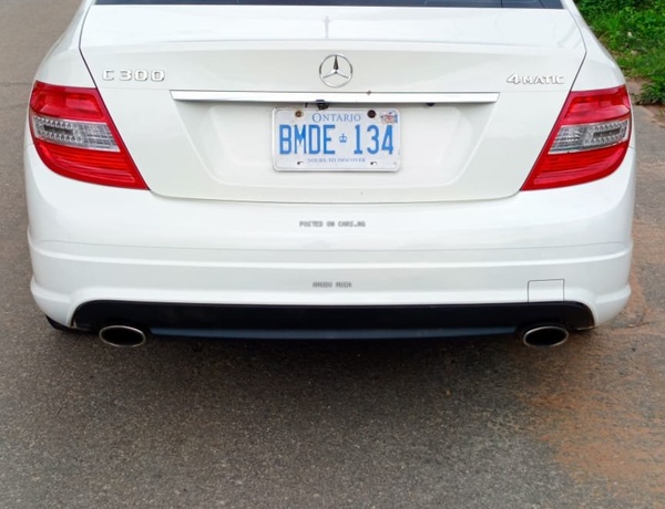 2009 Mercedes Benz C300 Foreign Used with original custom duty Abuja