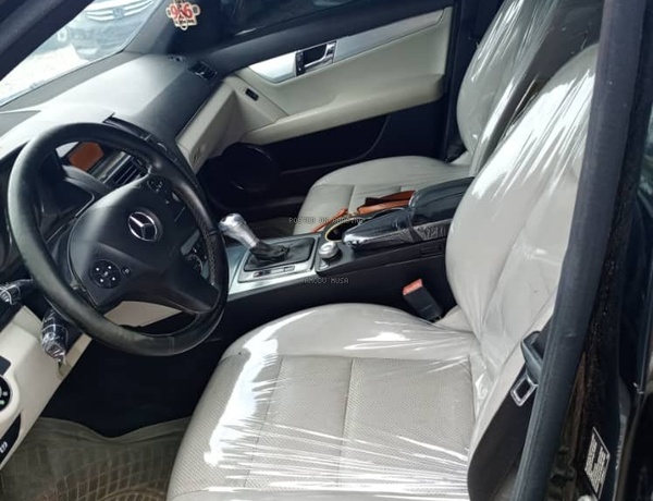 2009 Mercedes Benz C300 non4matic for Sale In Gwarimpa