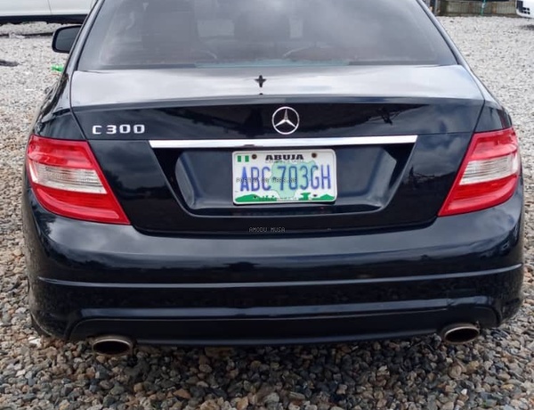 2009 Mercedes Benz C300 non4matic for Sale In Gwarimpa