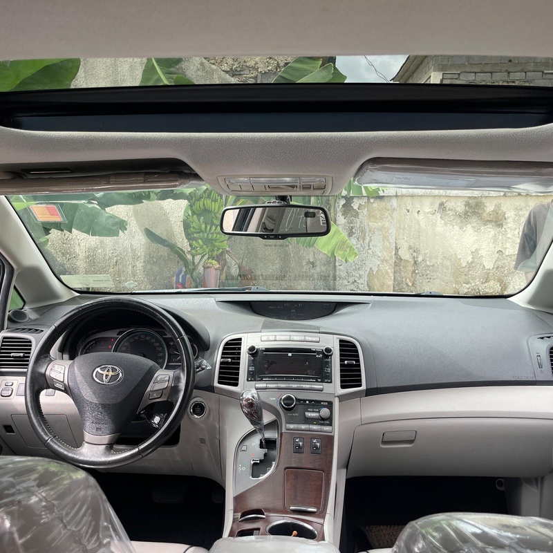 Foreign Used 2011 Toyota Venza for Sale In Abuja image