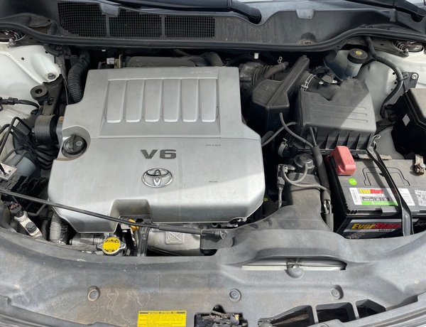 Foreign Used 2011 Toyota Venza for Sale In Abuja