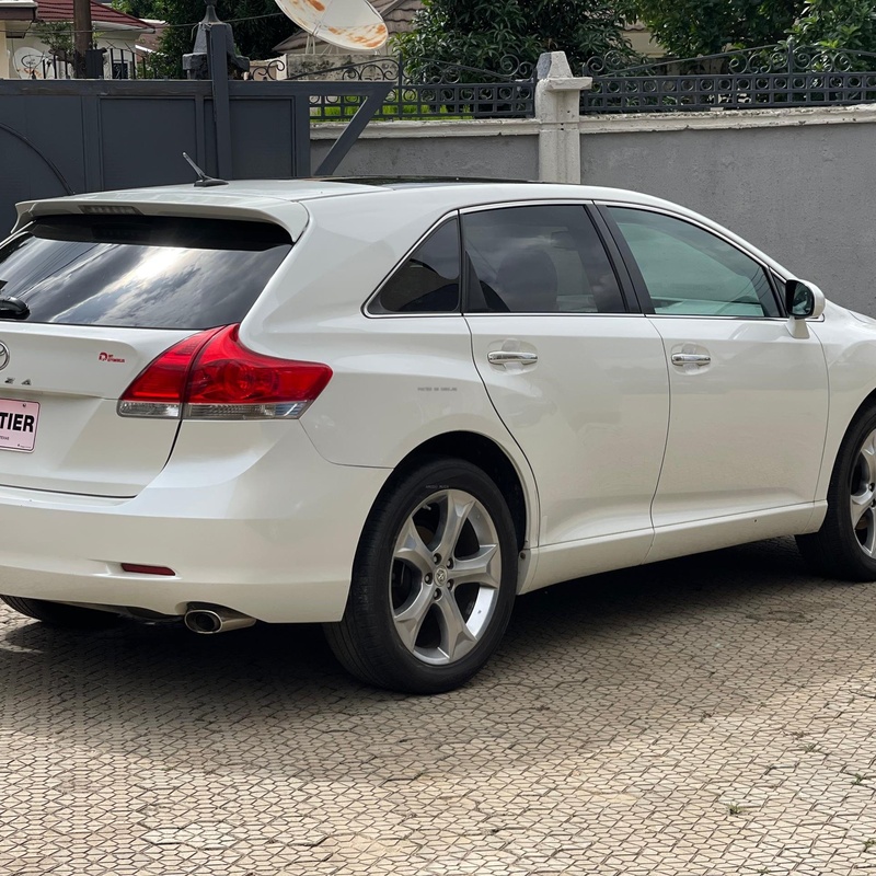 Foreign Used 2011 Toyota Venza for Sale In Abuja image