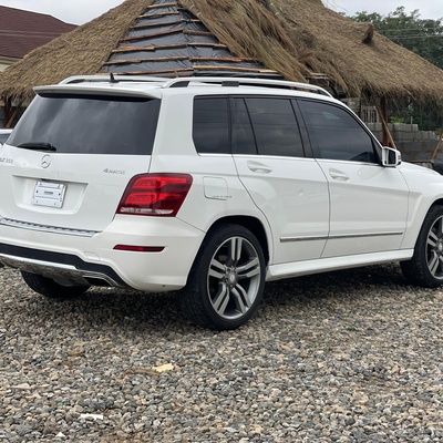 Foreign Used 2013 Mercedes Benz GLK350 for Sale In Abuja