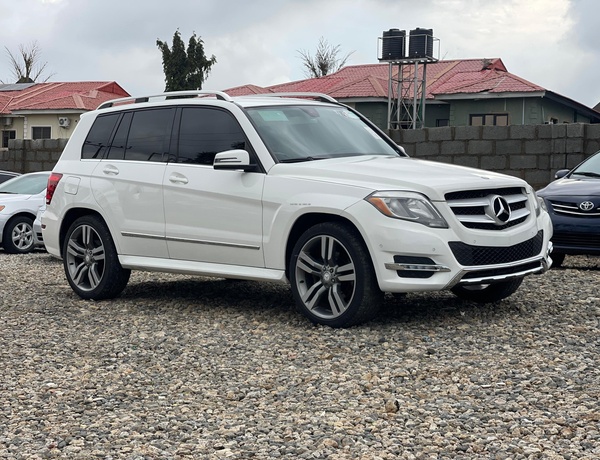 Foreign Used 2013 Mercedes Benz GLK350 for Sale In Abuja