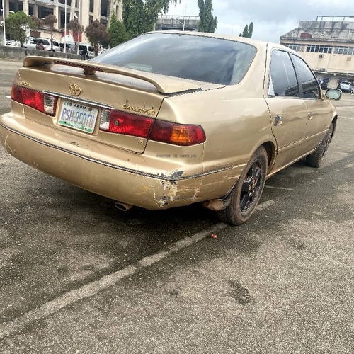 TOYOTA CAMRY 2001 MODEL FOR SALE IN ENUGU STATE