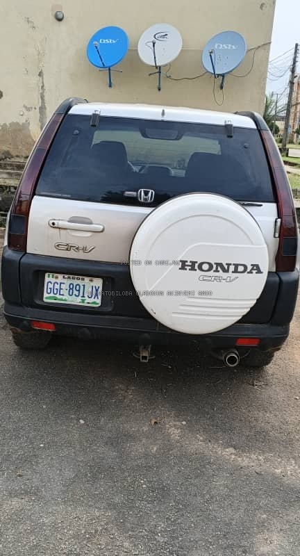 HONDA CR-V 2003 FOR SALE IN IKORODU, LAGOS STATE image