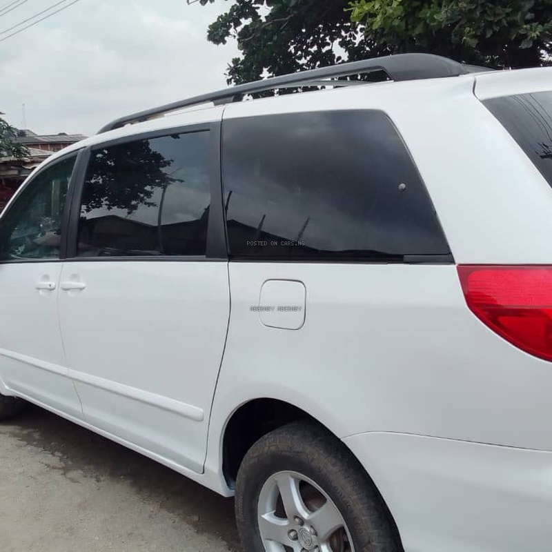 Toyota Sienna XLE 2005 for Sale In Lagos image