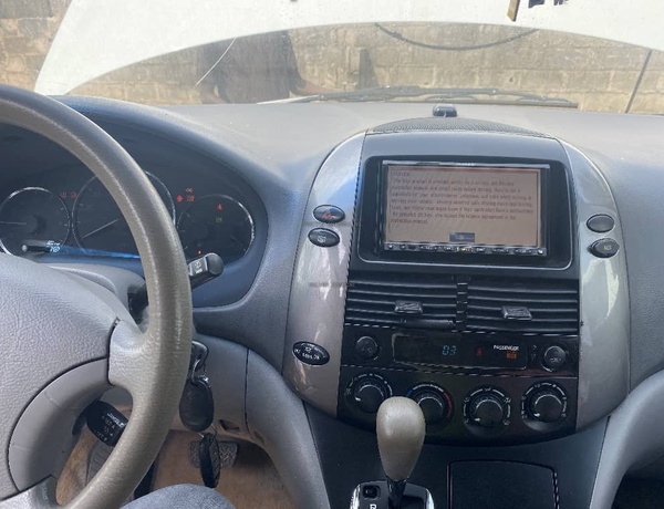 Toyota sienna 2008 model for sale in Ayobo ipaja Lagos