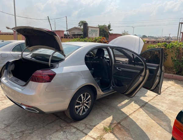 GEELY Emgrand EC7 sedan for Sale In Lagos