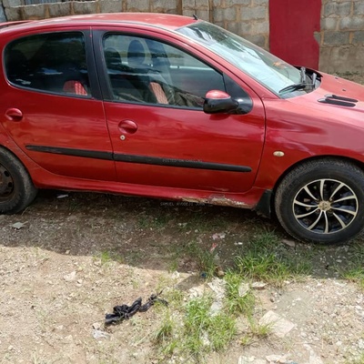Nigerian Used Peugeout 206 2005 model for sale in Abuja