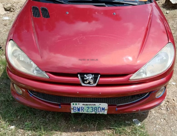 Nigerian Used Peugeout 206 2005 model for sale in Abuja