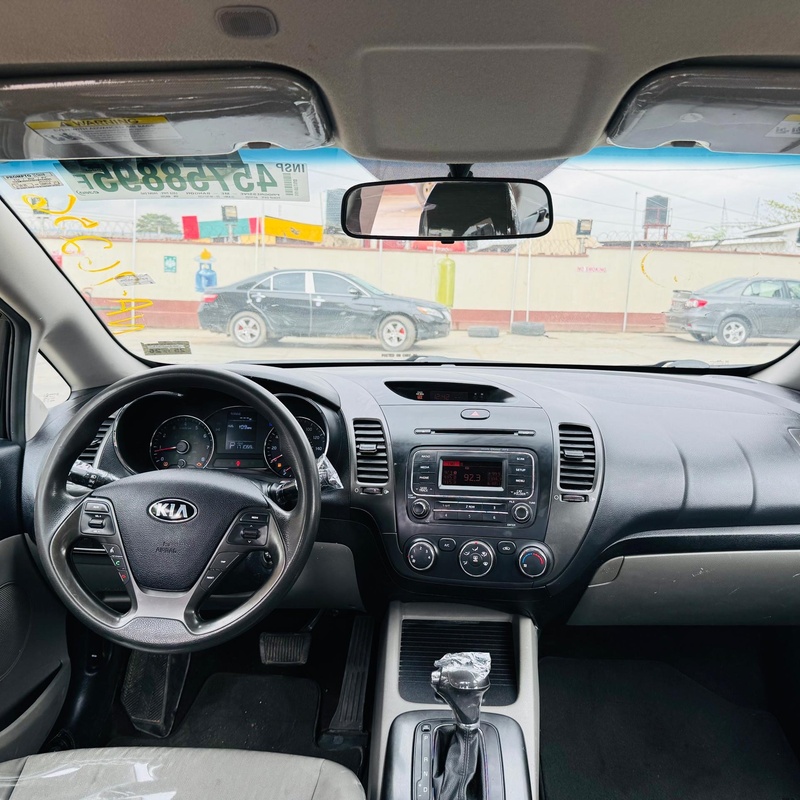 FOREIGN USED 🇱🇷KIA FORTE 2015   for sale In Lagos image
