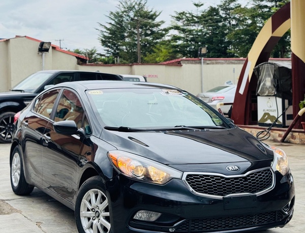 FOREIGN USED 🇱🇷KIA FORTE 2015   for sale In Lagos