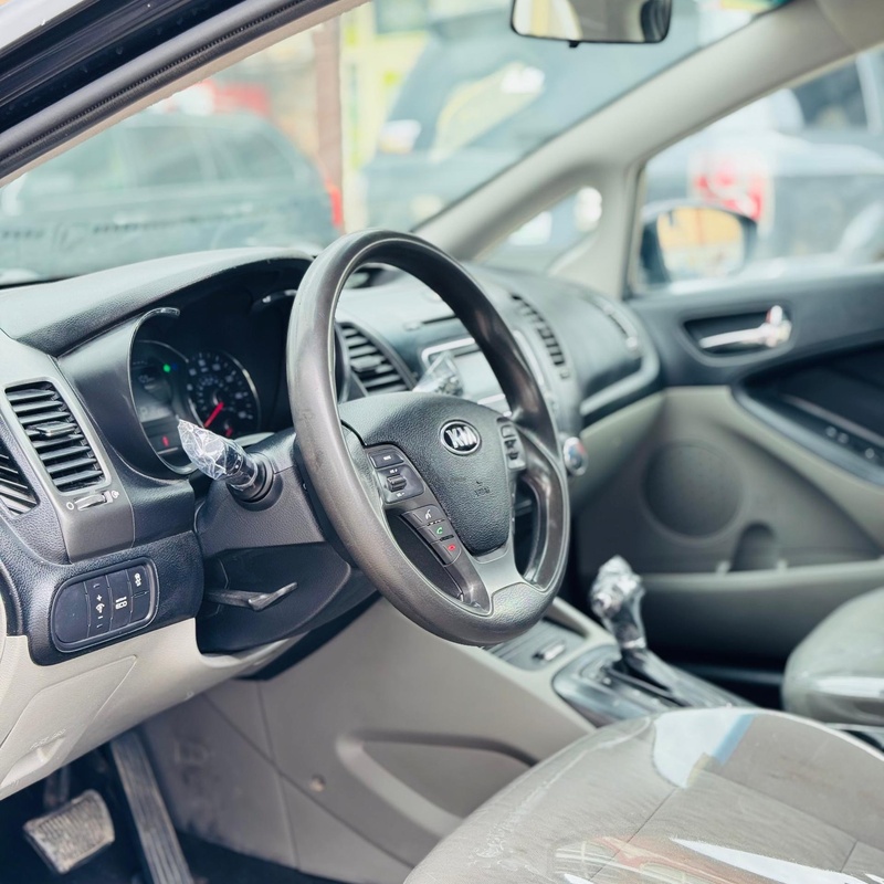 FOREIGN USED 🇱🇷KIA FORTE 2015   for sale In Lagos image