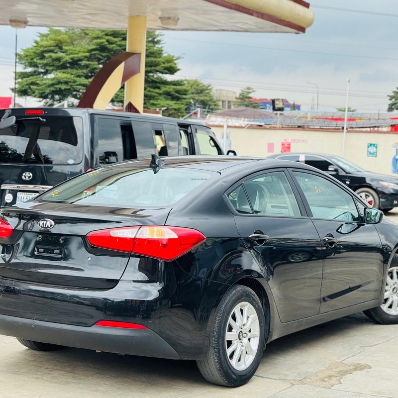 FOREIGN USED 🇱🇷KIA FORTE 2015   for sale In Lagos image