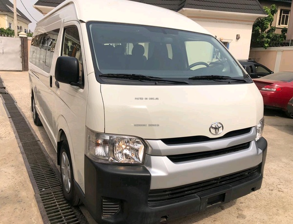 Toyota Hiace Hummer Bus 2014 for Sale in Abuja