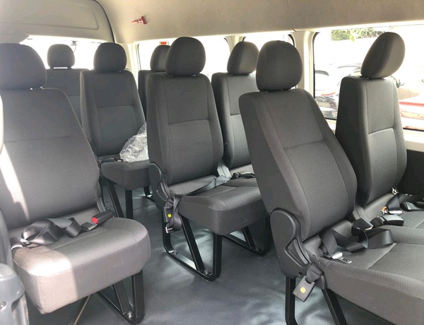 Toyota Hiace Hummer Bus 2014 for Sale in Abuja