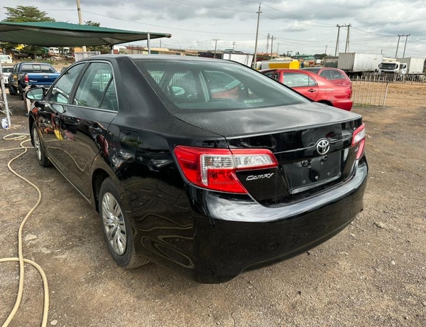 Foreign Used Toyota Camry 2014 for Sale In Lagos