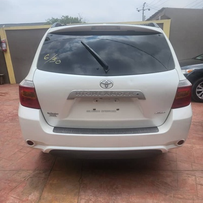 Foreign Used Toyota Highlander 2010 for Sale In Lagos