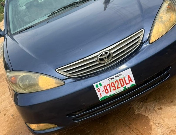 Toyota Camry 2004 for Sale In Lagos
