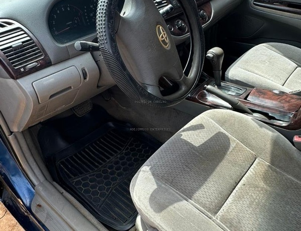 Toyota Camry 2004 for Sale In Lagos