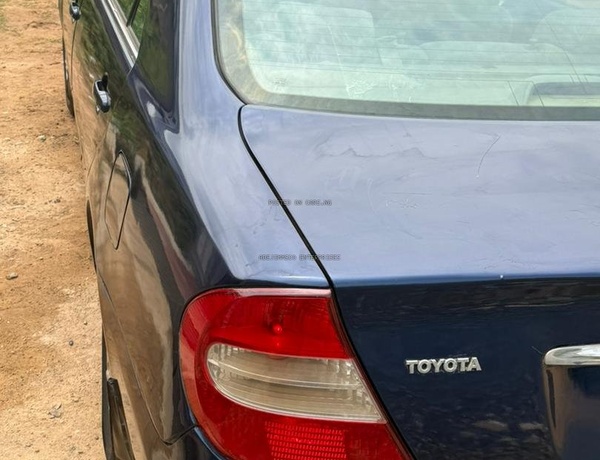Toyota Camry 2004 for Sale In Lagos