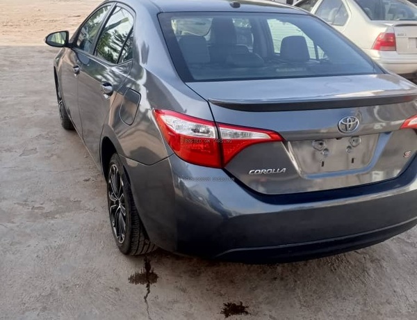 FOREIGN USED 2014 TOYOTA COROLLA SPORT