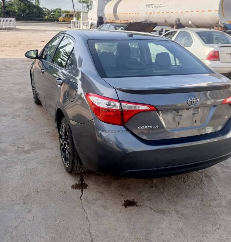 FOREIGN USED 2014 TOYOTA COROLLA SPORT image
