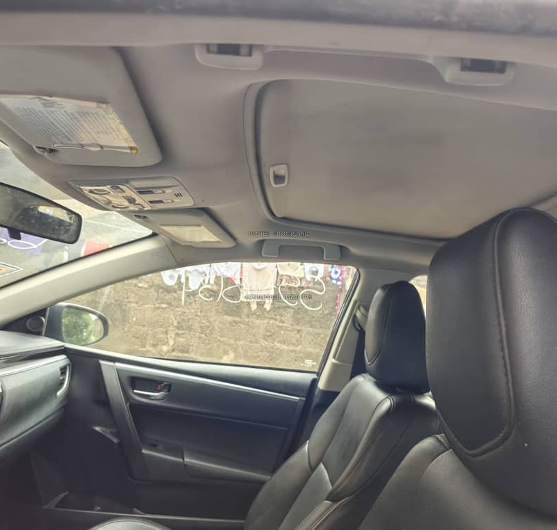 FOREIGN USED 2014 TOYOTA COROLLA SPORT image