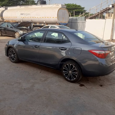 FOREIGN USED 2014 TOYOTA COROLLA SPORT