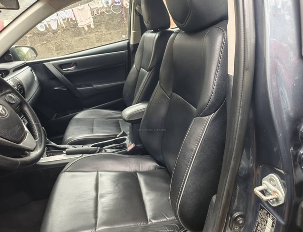 FOREIGN USED 2014 TOYOTA COROLLA SPORT