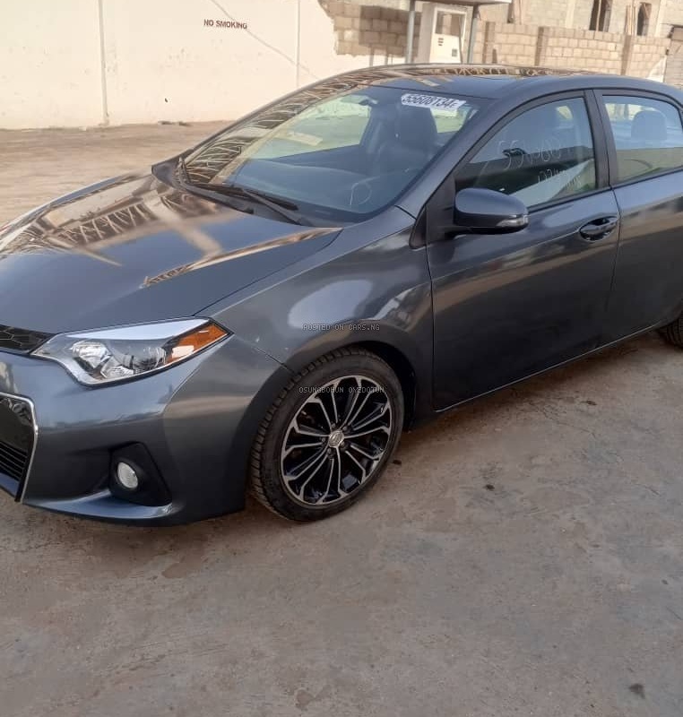 FOREIGN USED 2014 TOYOTA COROLLA SPORT image