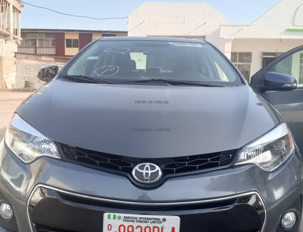 FOREIGN USED 2014 TOYOTA COROLLA SPORT