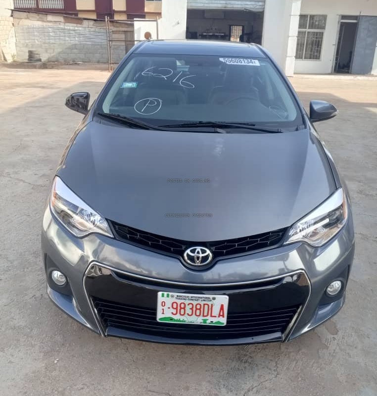 FOREIGN USED 2014 TOYOTA COROLLA SPORT image