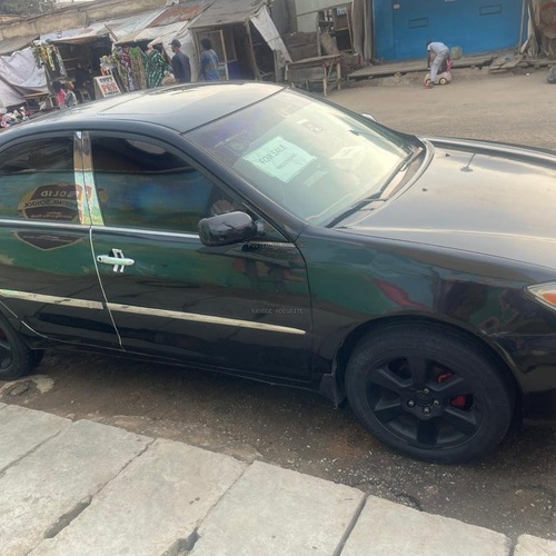 Toyota Camry 2004 for Sale In Lagos