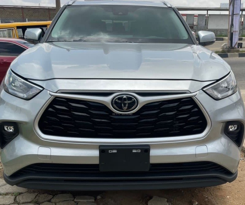 2023 Toyota Highlander Jeep XLE for Sale In Lagos image