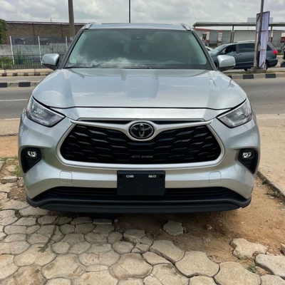 2023 Toyota Highlander Jeep XLE for Sale In Lagos