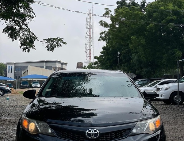 Toyota Camry SE for Sale In Mabuchi Abuja