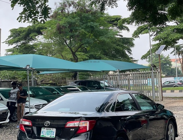 Toyota Camry SE for Sale In Mabuchi Abuja