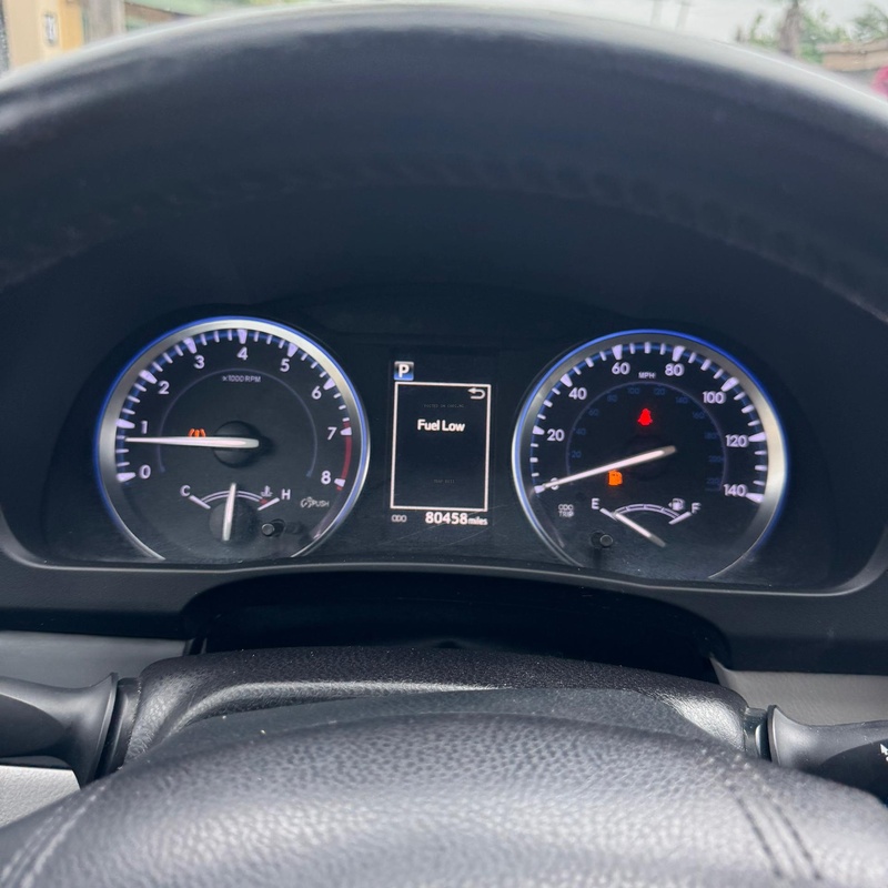 FOREIGN USED TOYOTA HIGHLANDER 2018 FOR SALE IN LAGOS image