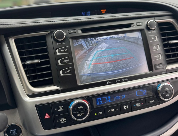 FOREIGN USED TOYOTA HIGHLANDER 2018 FOR SALE IN LAGOS