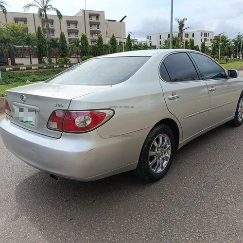 NIGERIAN USED 2004 LEXUS ES330 FOR SALE IN ABUJA