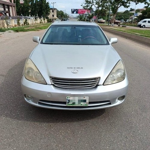 NIGERIAN USED 2004 LEXUS ES330 FOR SALE IN ABUJA