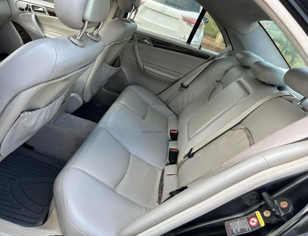 2005 MERCEDES-BENZ C240 IN ABUJA FOR SALE IN ABUJA