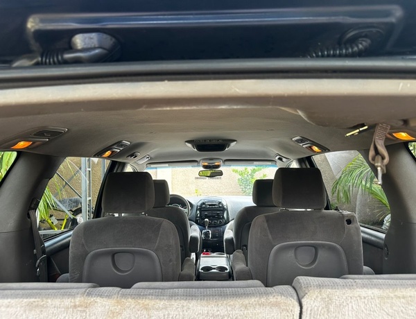 2005 TOYOTA SIENNA FOR SALE IN ABUJA