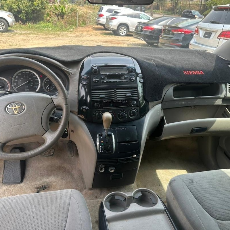 2005 TOYOTA SIENNA XLE FOR SALE IN ABUJA image