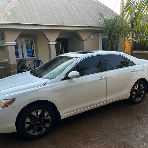 2008 TOYOTA CAMRY XLE IN ABUJA FOR SALE