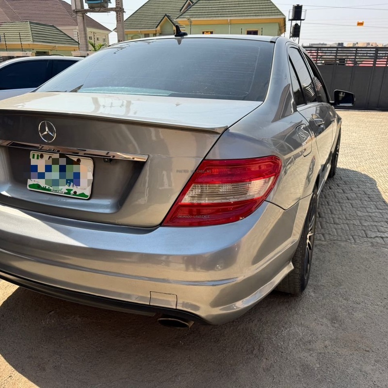 2009 MERCEDES BENZ C300 FOR SALE IN ABUJA image
