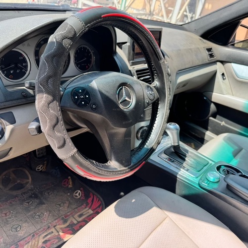 2009 MERCEDES BENZ C300 FOR SALE IN ABUJA